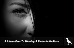 5 Alternatives To Wearing A Pentacle Necklace If You Don’t Wanna Cause A Stir Due To Your Beliefs