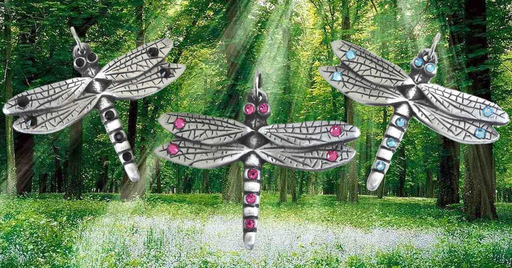 Dragonfly-Pendants-From-The-Moonlight-Shop_1024x1024_1024x1024